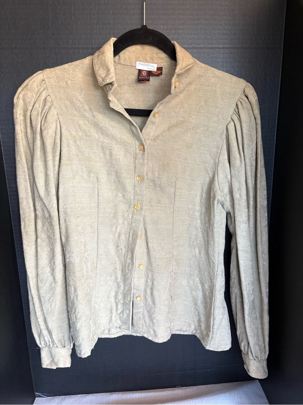 Classy Cool Unique Beige Linen Button Blouse 80s Vintage